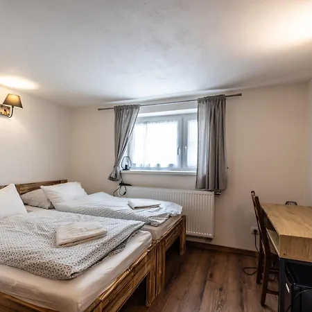 Family Tree Apartment *