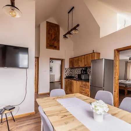 Apartment Family Tree Liptovsky Mikulas