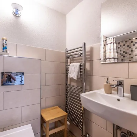 Family Tree Apartment