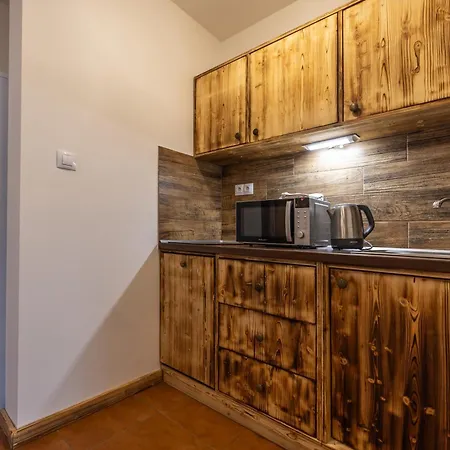 Apartment Family Tree